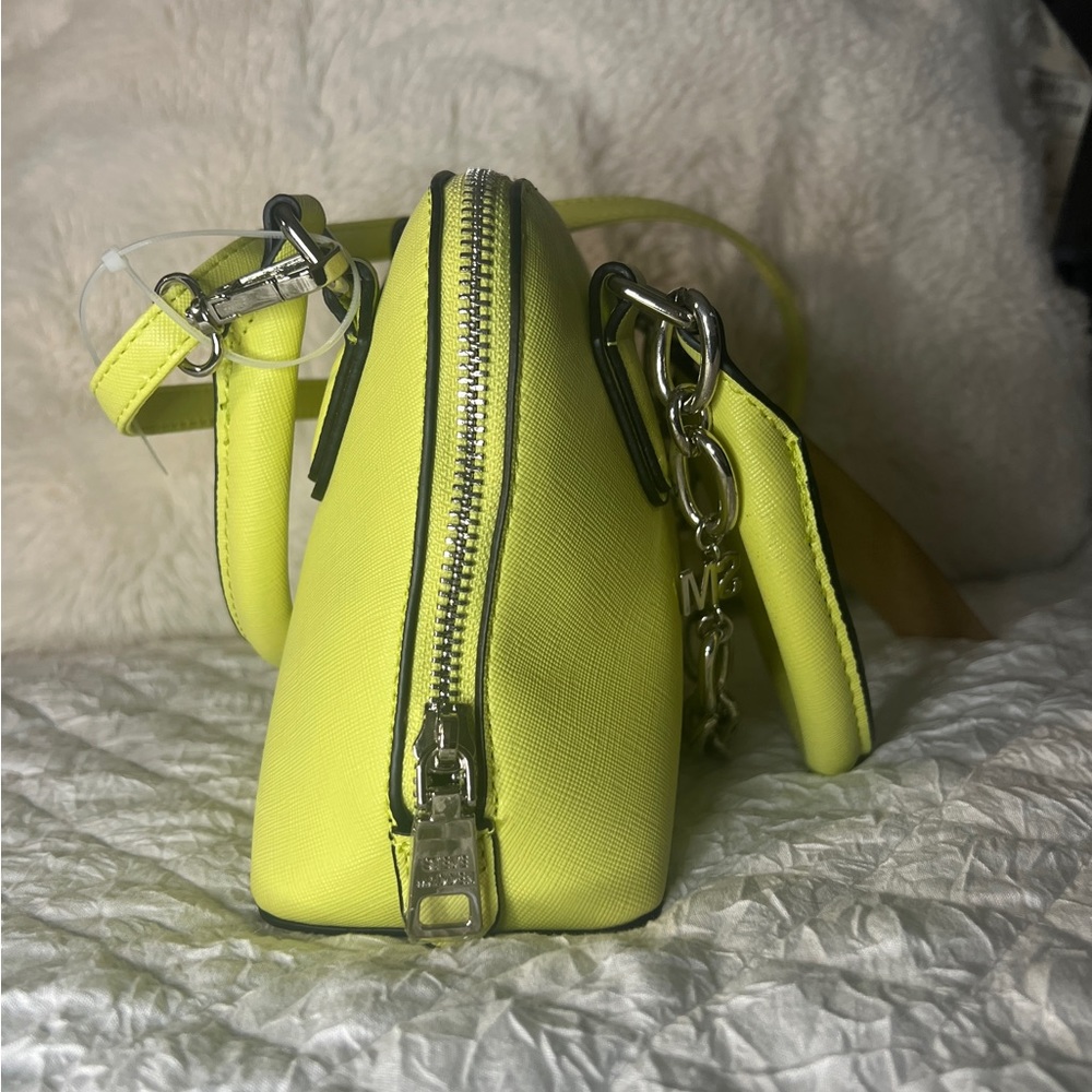 Neon Steve Madden mini bags - Picture 5 of 6